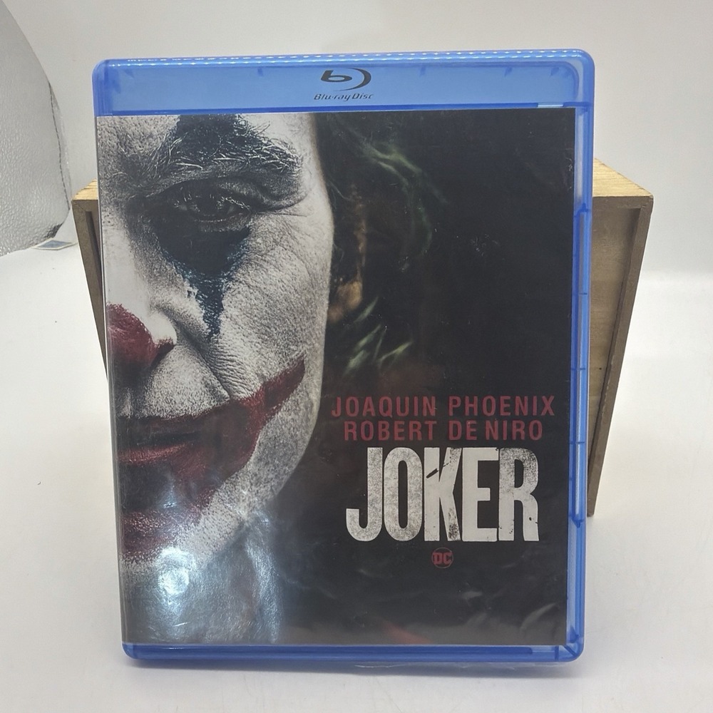 Joker Joaquin Phoenix Robert De Niro 2-Disc Blu-Ray DVD Set 2019 Movie